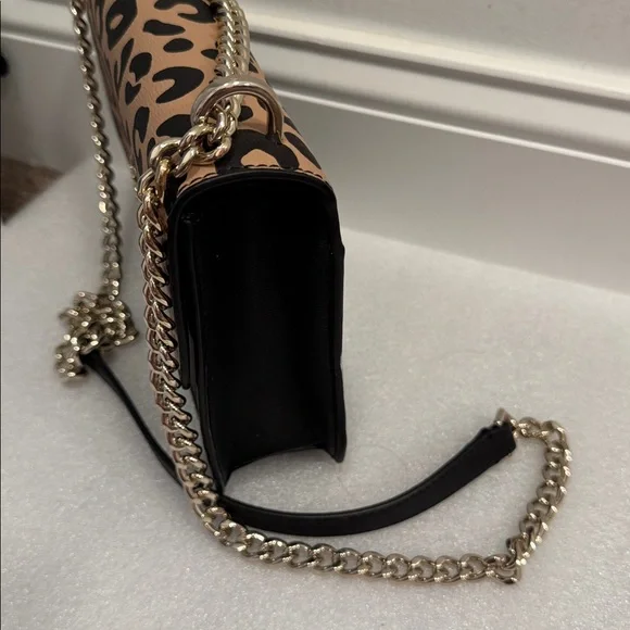 Kate Spade New York Remi leopard-print crossbody bag - Picture 2 of 9